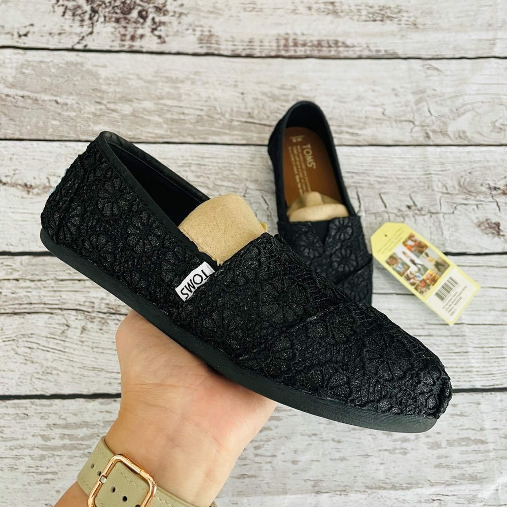 TOMS Classic Black Glitter Crochet